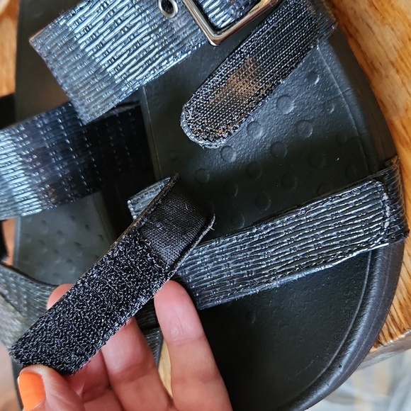 Vionic Jaya Strappy Faux Python Buckle Accent Slide Sandals sz 9 - Picture 4 of 16